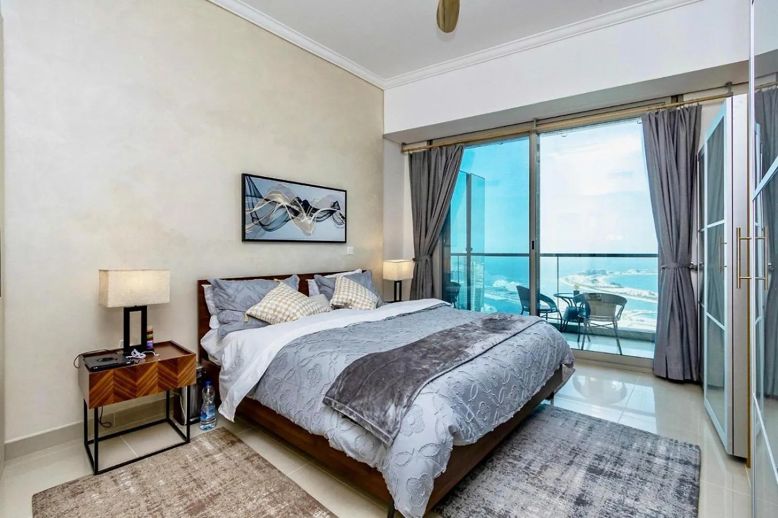 Ocean Heights Dubai Marina Ocean View Apartment